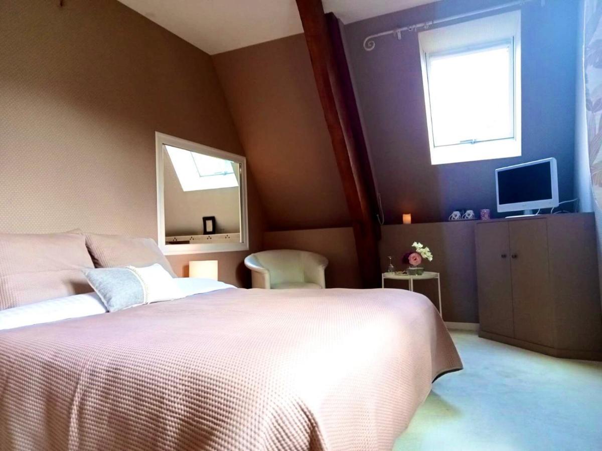 Bed and Breakfast Le Vieux Pressoir Пон-л'Эвек Экстерьер фото